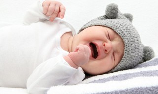 宝宝每次睡前大哭一场 为什么宝宝每次睡前大哭一场