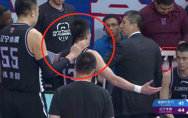 郭艾伦对辽宁队的指责引发争议，姚明的决定引发男篮进展的拖延，王哲林遭遇打击