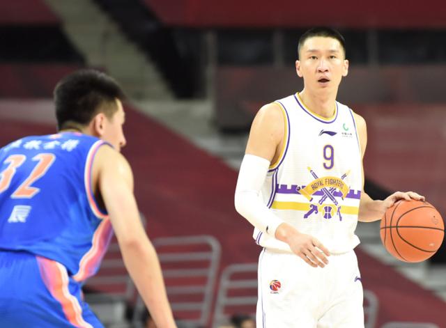 孙悦宣布退役后，成为亚洲第二位获得NBA总冠军的球员，那么亚洲第一位是哪位球员？