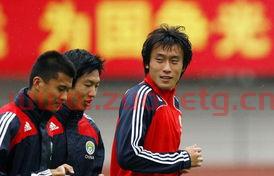 中国足球国家队队员张志鹏（照片）