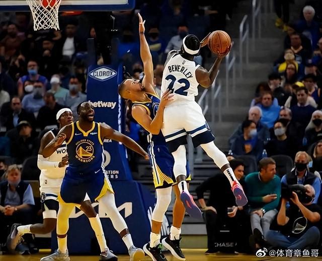 NBA常规赛官方高清直播回放：森林狼对阵勇士，全程观看