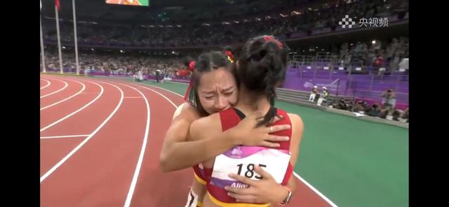 中国选手葛曼棋以11秒23夺得亚运会女子100米决赛冠军，刷新第六次登顶纪录