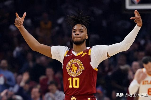 NBA历史上超远三分命中数和命中率前五名：惊人表现中有詹姆斯