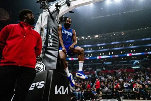 NBA：雄鹿将在主场迎战快船队