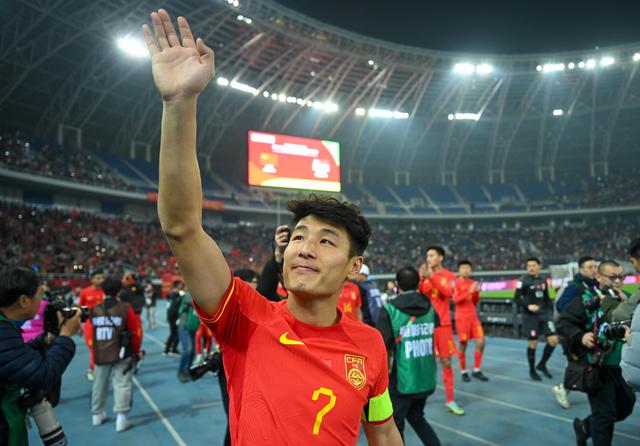 中国男足大胜新加坡分析，豁然开朗