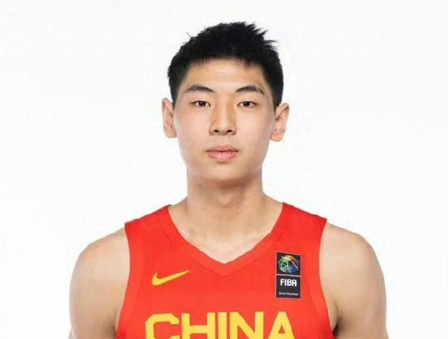 布朗尼NBA选秀体测惊艳超越崔永熙，詹姆斯回归克城骑士险胜