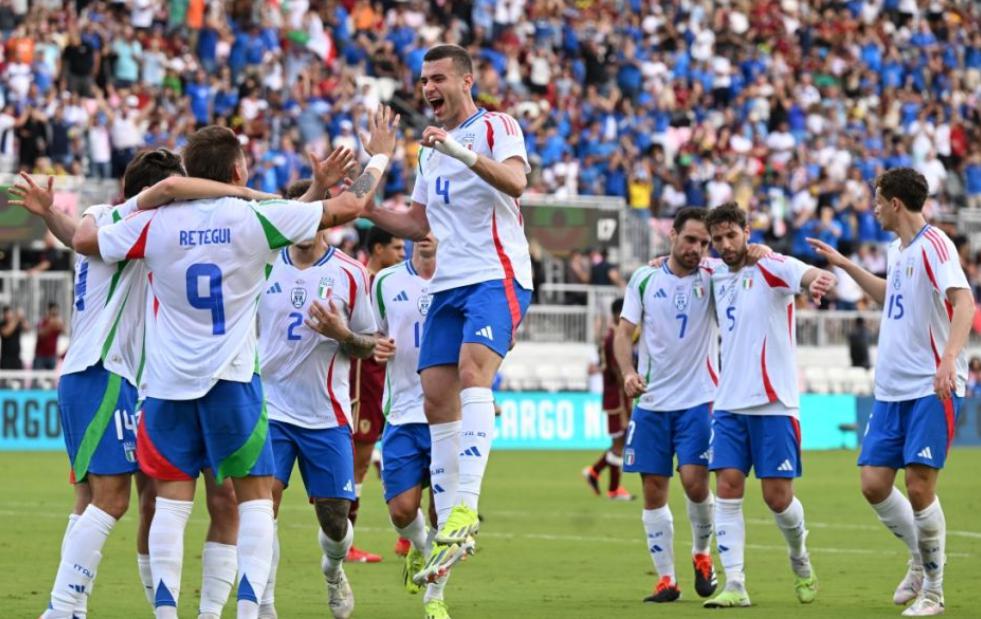 意大利欧洲杯名单基本敲定 8名球员角逐最后三席(1)