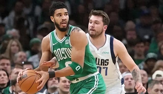 NBA四巨头较量：绿军VS掘金，谁将主宰最终胜负？